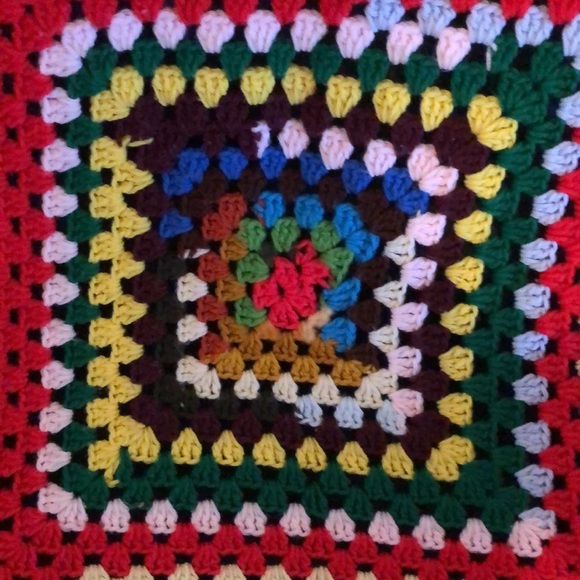 Crotchet granny square multi colored blanket throw - Picture 2 of 5